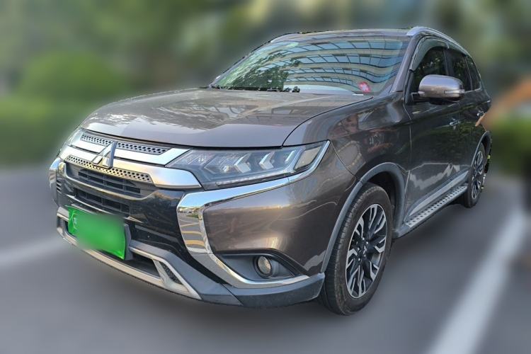 Ojetý Mitsubishi Outlander 2019 2.4L 4x4 Zhi Xiang Edition 7 Seats China VI Standard Guazi used car, China used car export, Used car for sale, Used cars, Cheapest cars for sale