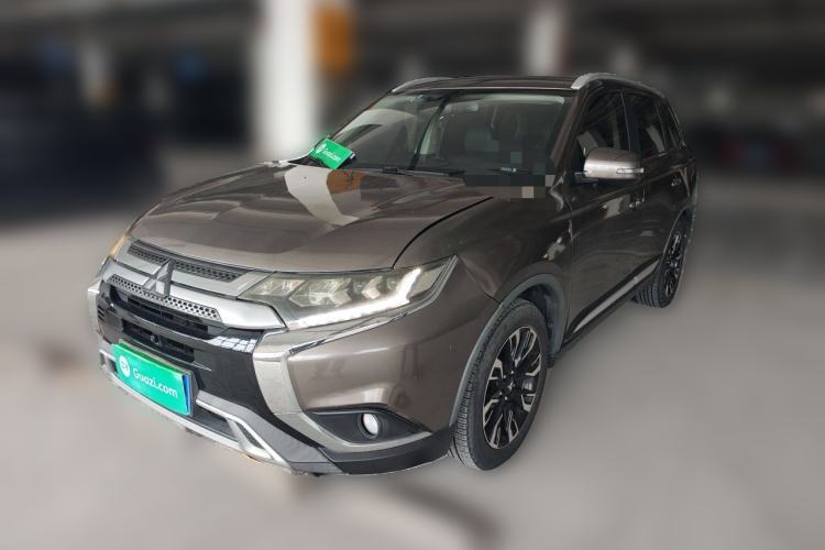 Used Mitsubishi Outlander 2019 2.4L 4x4 Zhi Xiang Edition 5 Seats China VI Standard Guazi used car, China used car export, Used car for sale, Used cars, Cheapest cars for sale