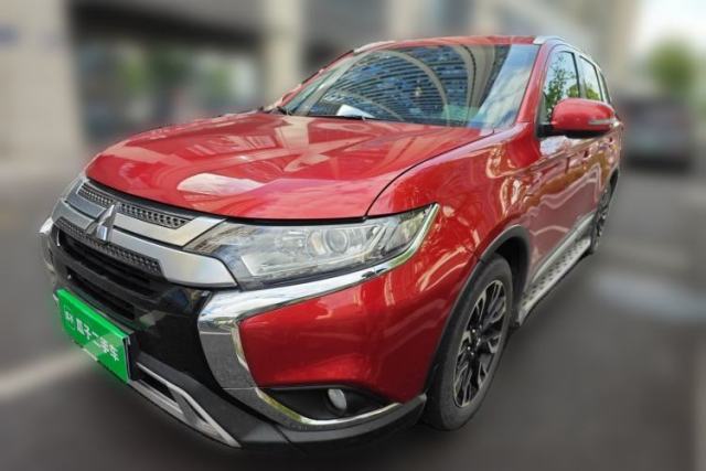 Used Mitsubishi Outlander 2019 2.0L Two-Wheel Drive Comfort Edition 7 Seats China V Emission Standard