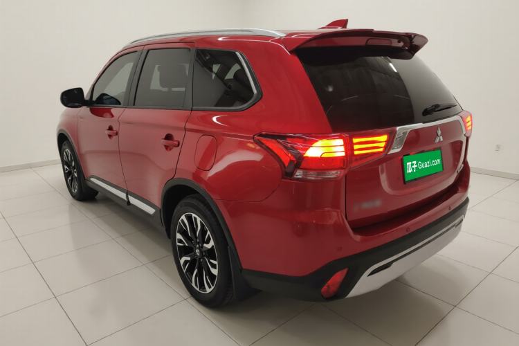Used Mitsubishi Outlander 2019 2.0L Two-Wheel Drive Comfort Edition 5 Seats China VI Standard Exterior 2