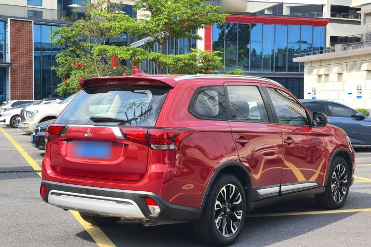 Used Mitsubishi Outlander 2019 2.0L Two-Wheel Drive Comfort Edition 5 Seats China VI Standard Exterior 5