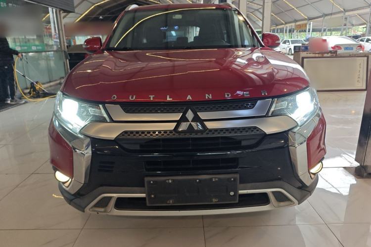 Used Mitsubishi Outlander 2019 2.0L Two-Wheel Drive Comfort Edition 5 Seats China VI Standard Front