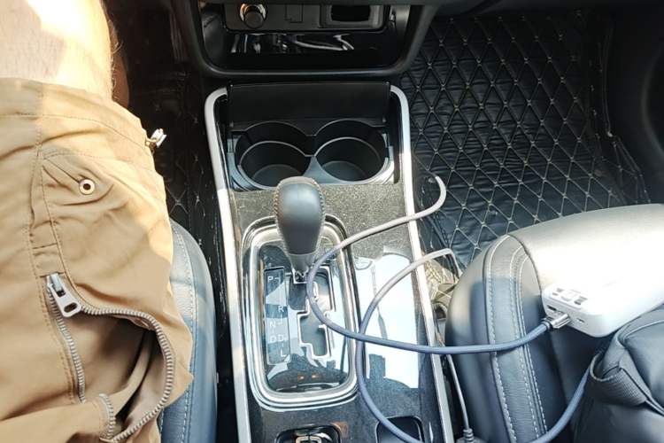 Used Mitsubishi Outlander 2019 2.0L Two-Wheel Drive Comfort Edition 5 Seats China VI Standard Gear Lever