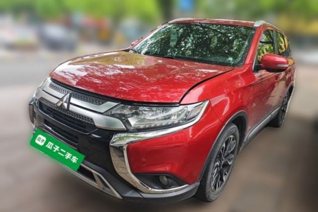 Used Mitsubishi Outlander 2019 2.0L Two-Wheel Drive Comfort Edition 7 Seats China V Emission Standard