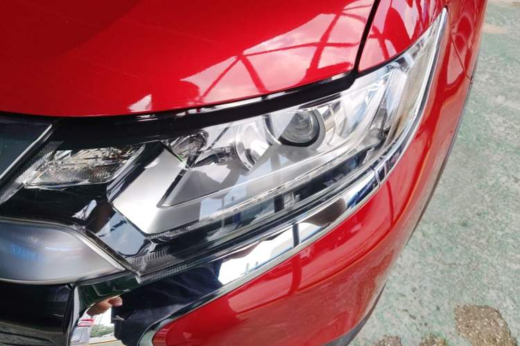 Used Mitsubishi Outlander 2019 2.0L Two-Wheel Drive Comfort Edition 5 Seats China VI Standard Left Front Headlight