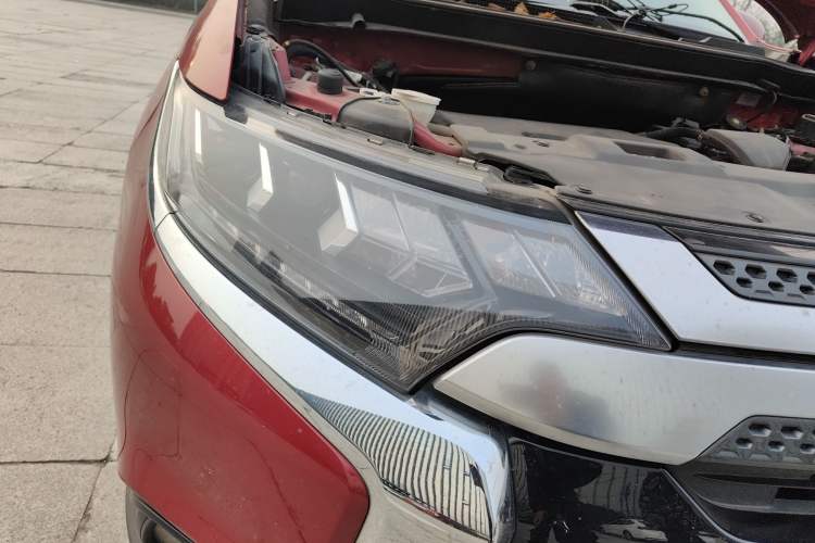 Used Mitsubishi Outlander 2019 2.4L 4x4 Zhi Xiang Edition 5 Seats China VI Standard Right Front Headlight
