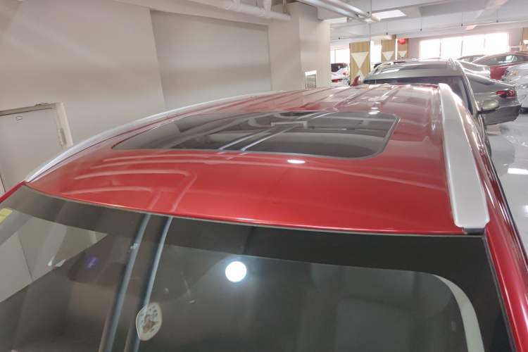 Used Mitsubishi Outlander 2019 2.4L 4x4 Zhi Xiang Edition 5 Seats China VI Standard Roof