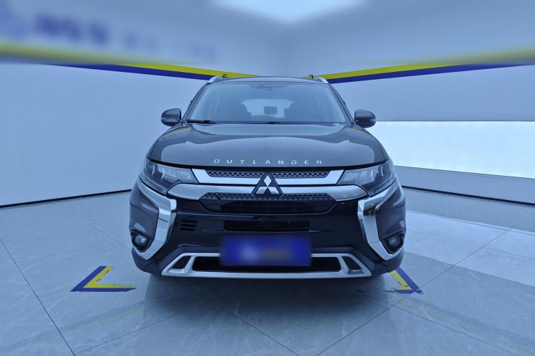 Used Mitsubishi Outlander 2019 2.4L 4x4 Zhi Xiang Edition 5 Seats China VI Standard Front