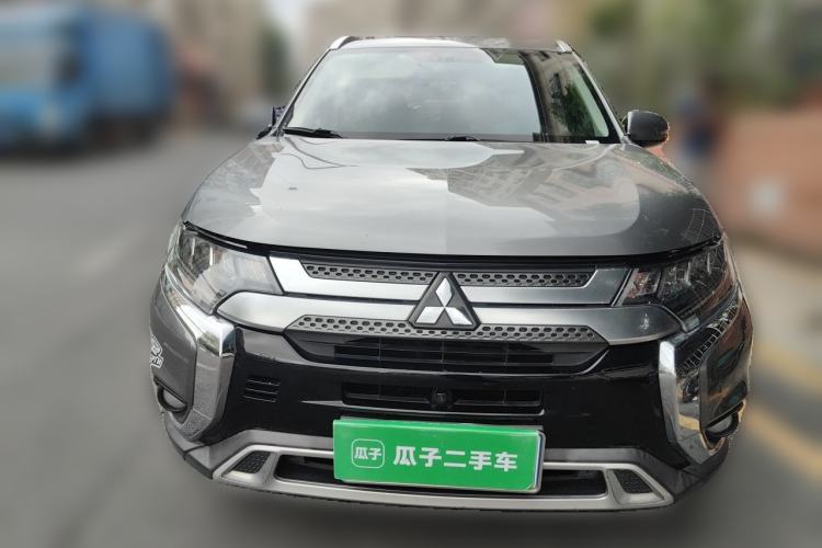 Used Mitsubishi Outlander 2019 2.4L 4x4 Zhi Xiang Edition 5 Seats China VI Standard Front