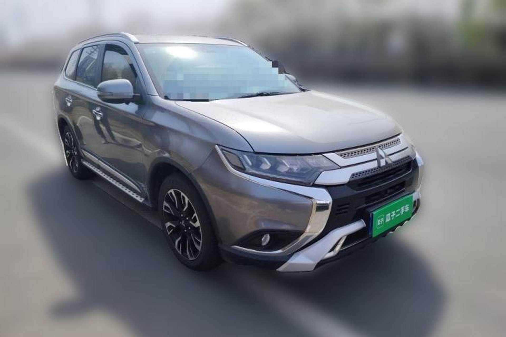 Used Mitsubishi Outlander 2019 2.4L 4x4 Zhi Xiang Edition 5 Seats China VI Standard Front Right 45 Deg