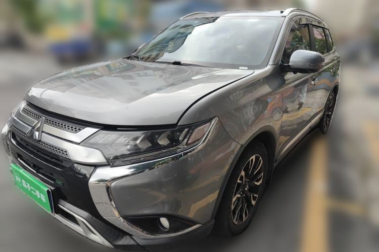 Ojetý Mitsubishi Outlander 2019 2.4L 4x4 Zhi Xiang Edition 5 Seats China VI Standard Guazi used car, China used car export, Used car for sale, Used  cars, Cheapest cars for sale