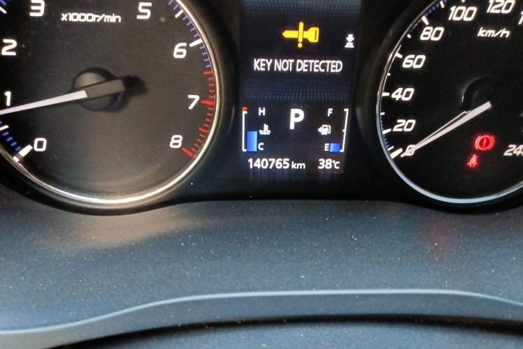 Used Mitsubishi Outlander 2019 2.0L Two-Wheel Drive Comfort Edition 5 Seats China V Standard Odometer Close Up