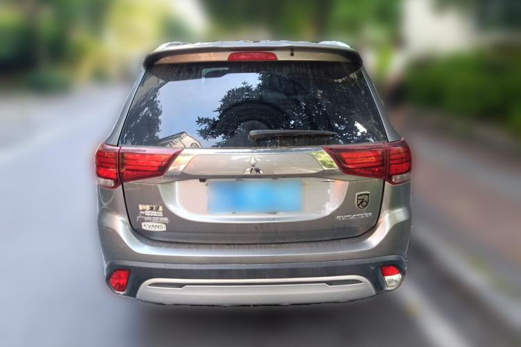Used Mitsubishi Outlander 2019 2.0L Two-Wheel Drive Comfort Edition 5 Seats China V Standard Rear