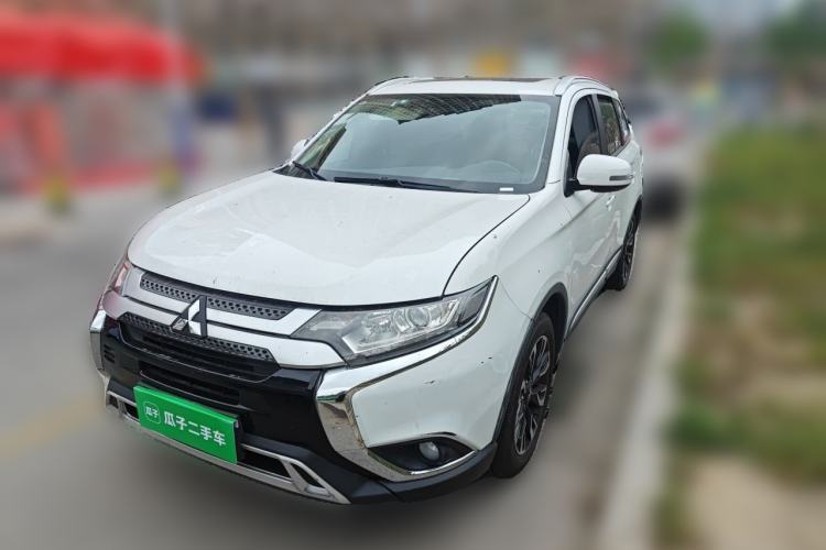 Used Mitsubishi Outlander 2019 2.0L Two-Wheel Drive Comfort Edition 5 Seats China V Emission Standard Guazi used car, China used car export, Used car for sale, Used  cars, Cheapest cars for sale