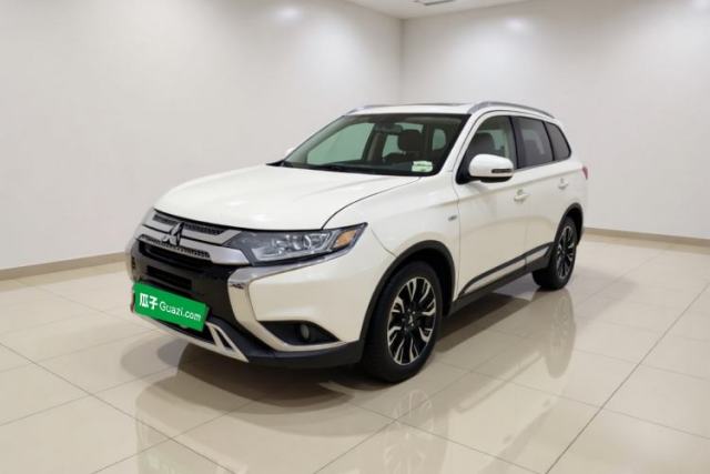 Used Mitsubishi Outlander 2019 2.0L Two-Wheel Drive Comfort Edition 5 Seats China VI Standard