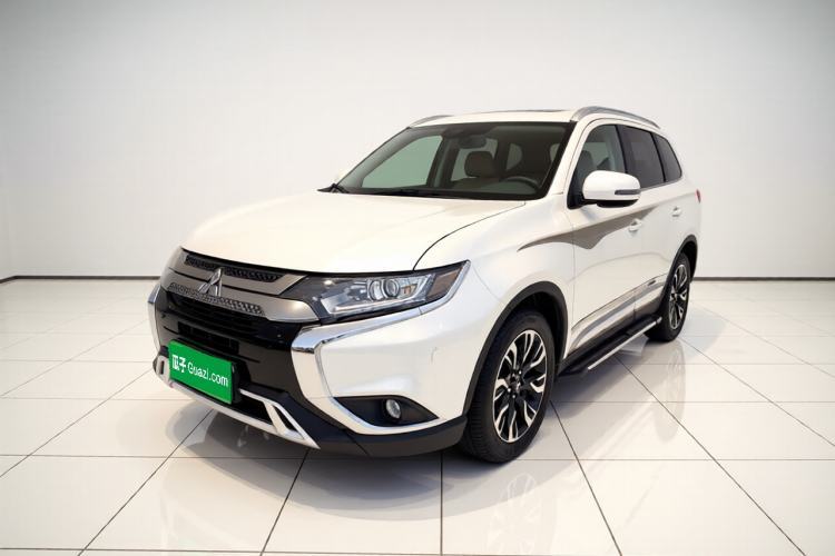 Used Mitsubishi Outlander 2019 2.0L Two-Wheel Drive Comfort Edition 5 Seats China VI Standard Guazi used car, China used car export, Used car for sale, Used  cars, Cheapest cars for sale