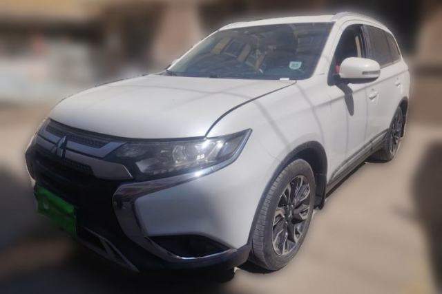 Used Mitsubishi Outlander 2019 2.0L Two-Wheel Drive Comfort Edition 5 Seats China VI Standard