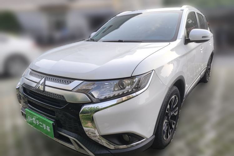 Used Mitsubishi Outlander 2019 2.0L Two-Wheel Drive Comfort Edition 5 Seats China V Standard Guazi used car, China used car export, Used car for sale, Used cars, Cheapest cars for sale