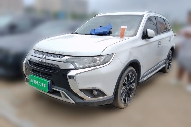 Ojetý Mitsubishi Outlander 2019 2.0L Two-Wheel Drive Comfort Edition 5 Seats China VI Standard Guazi used car, China used car export, Used car for sale, Used  cars, Cheapest cars for sale