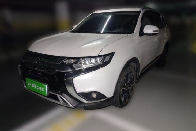 Used Mitsubishi Outlander 2019 2.0L Two-Wheel Drive Comfort Edition 5 Seats China V Standard