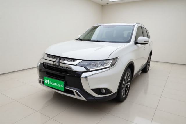 Used Mitsubishi Outlander 2019 2.0L Two-Wheel Drive Comfort Edition 5 Seats China VI Standard