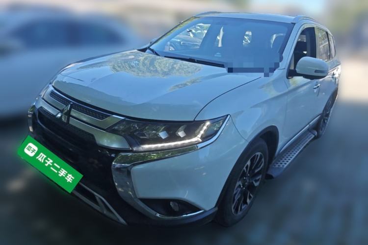 Used Mitsubishi Outlander 2019 2.4L 4x4 Zhi Xiang Edition 7 Seats China V Emission Standard Guazi used car, China used car export, Used car for sale, Used  cars, Cheapest cars for sale