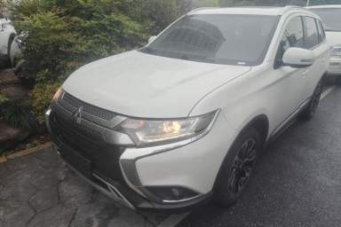 Used Mitsubishi Outlander 2019 2.0L Two-Wheel Drive Comfort Edition 5 Seats China VI Standard