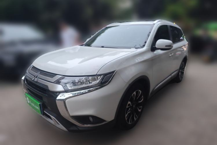 Used Mitsubishi Outlander 2019 2.0L Two-Wheel Drive Comfort Edition 7-Seater China VI Standard Guazi used car, China used car export, Used car for sale, Used  cars, Cheapest cars for sale