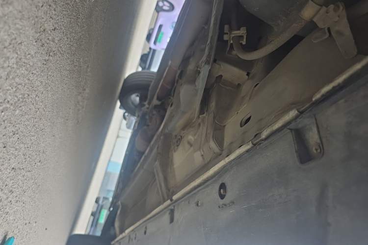 Used Mitsubishi Outlander 2019 2.4L 4x4 Zhi Xiang Edition 7 Seats China VI Standard Chassis Rear Right