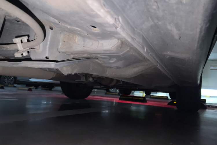 Used Mitsubishi Outlander 2019 2.4L 4x4 Zhi Xiang Edition 5 Seats China VI Standard Chassis Rear Right