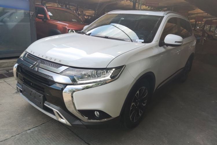 Used Mitsubishi Outlander 2019 2.0L Two-Wheel Drive Comfort Edition 5 Seats China V Standard Guazi used car, China used car export, Used car for sale, Used  cars, Cheapest cars for sale