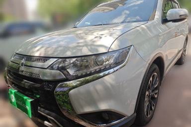 Used Mitsubishi Outlander 2019 2.0L Two-Wheel Drive Comfort Edition 5 Seats China V Standard