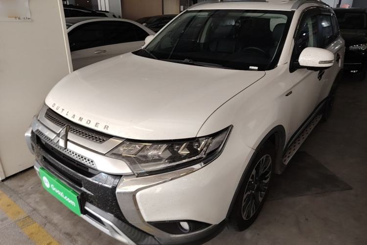 Ojetý Mitsubishi Outlander 2019 2.4L 4x4 Zhi Xiang Edition 7 Seats China VI Standard Guazi used car, China used car export, Used car for sale, Used cars, Cheapest cars for sale