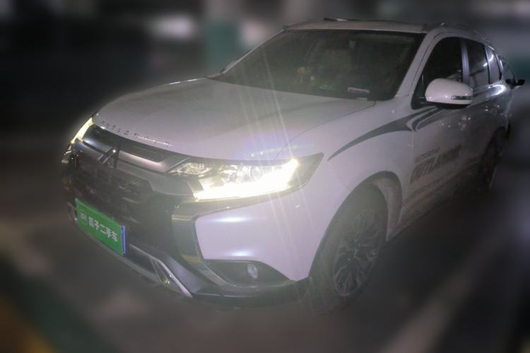 Mitsubishi Outlander 2019 2.0L Two-Wheel Drive Comfort Edition 5 Seats China VI Standard с пробегом Guazi used car, China used car export, Used car for sale, Used cars, Cheapest cars for sale