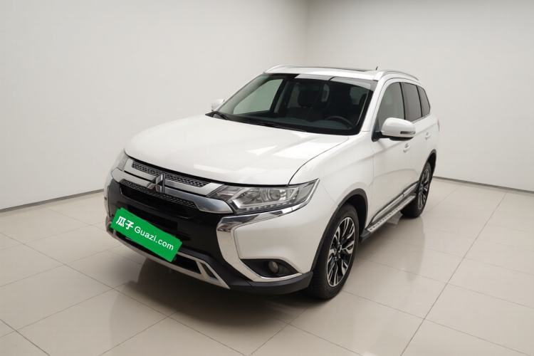 Used Mitsubishi Outlander 2019 2.0L Two-Wheel Drive Comfort Edition 5 Seats China VI Standard Guazi used car, China used car export, Used car for sale, Used  cars, Cheapest cars for sale