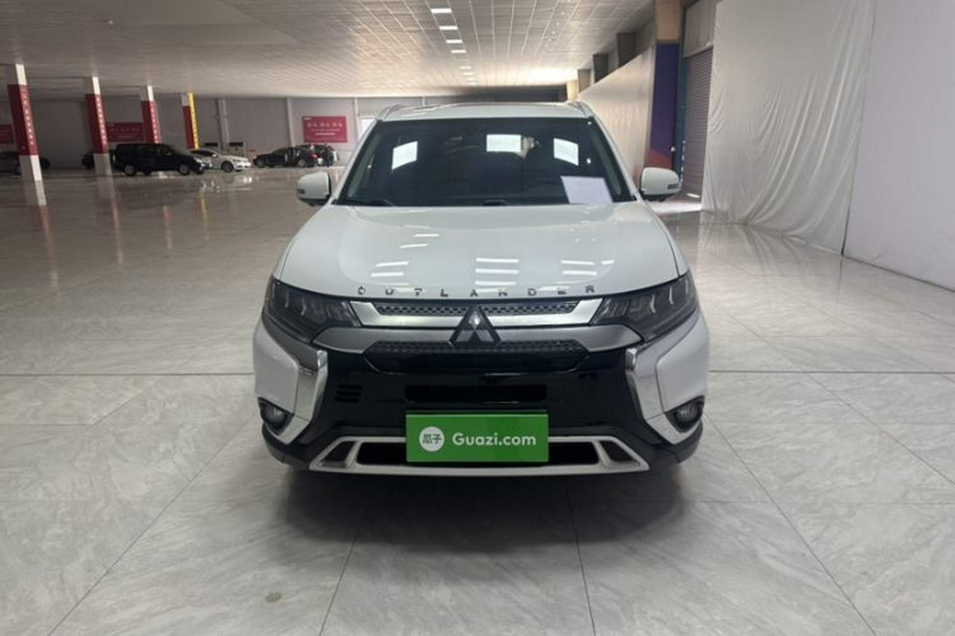 Used Mitsubishi Outlander 2019 2.4L 4x4 Zhi Xiang Edition 7 Seats China V Emission Standard Exterior 10
