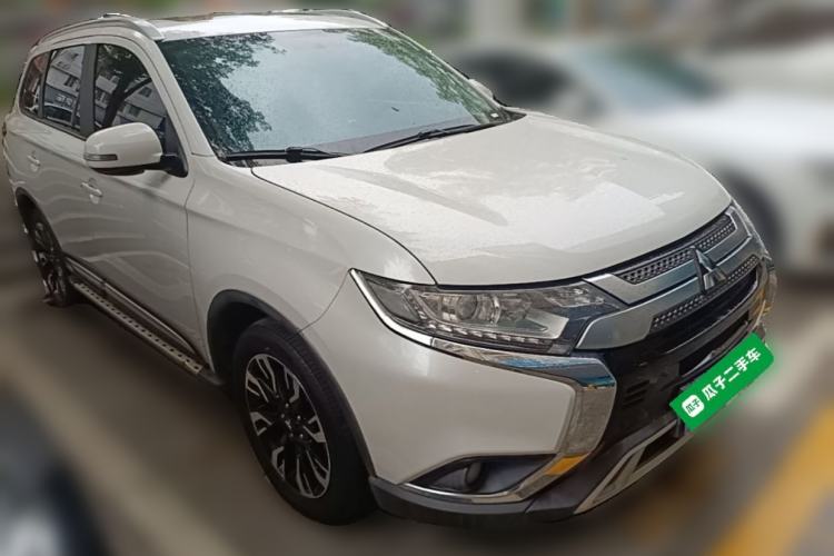 Used Mitsubishi Outlander 2019 2.0L Two-Wheel Drive Comfort Edition 5 Seats China VI Standard Exterior 2