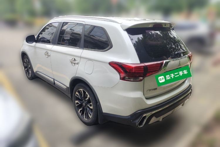 Used Mitsubishi Outlander 2019 2.0L Two-Wheel Drive Comfort Edition 5 Seats China VI Standard Exterior 2
