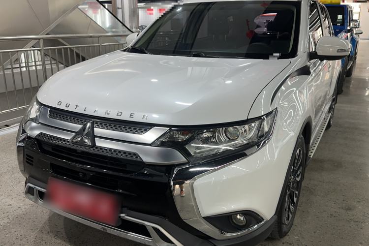 Used Mitsubishi Outlander 2019 2.0L Two-Wheel Drive Comfort Edition 5 Seats China VI Standard Exterior 2