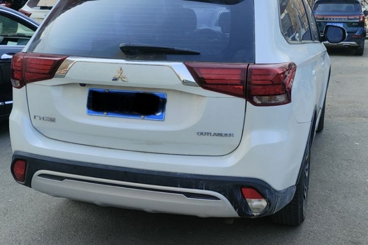 Used Mitsubishi Outlander 2019 2.0L Two-Wheel Drive Comfort Edition 5 Seats China VI Standard Exterior 3