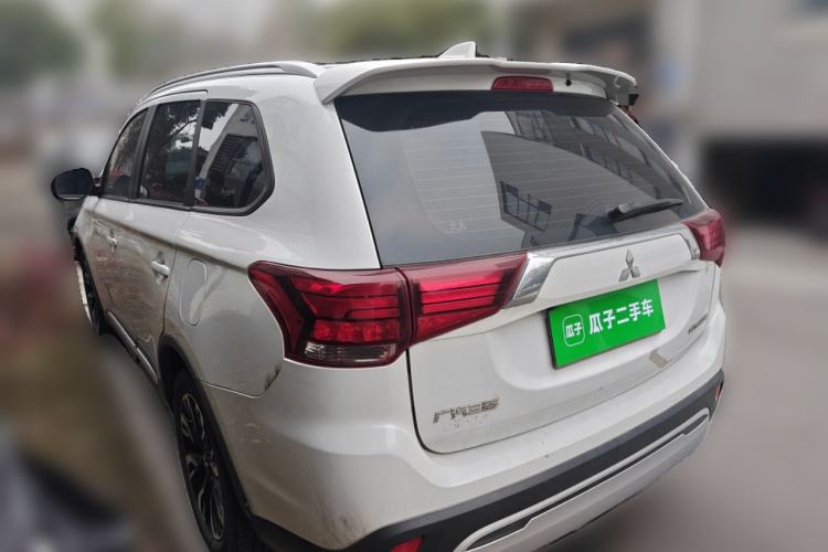 Used Mitsubishi Outlander 2019 2.0L Two-Wheel Drive Comfort Edition 5 Seats China VI Standard Exterior 3