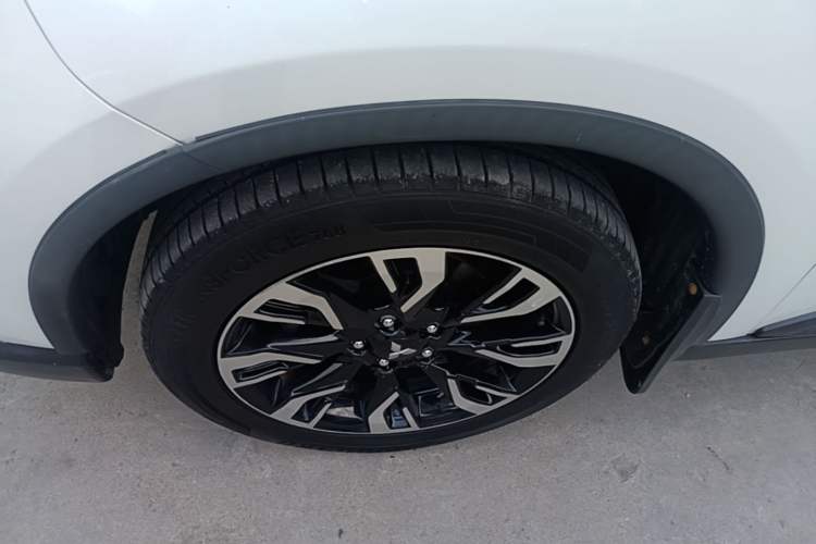 Used Mitsubishi Outlander 2019 2.0L Two-Wheel Drive Comfort Edition 5 Seats China V Standard Exterior 4