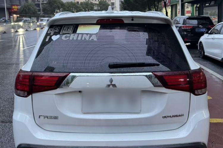 Used Mitsubishi Outlander 2019 2.0L Two-Wheel Drive Comfort Edition 5 Seats China VI Standard Exterior 4