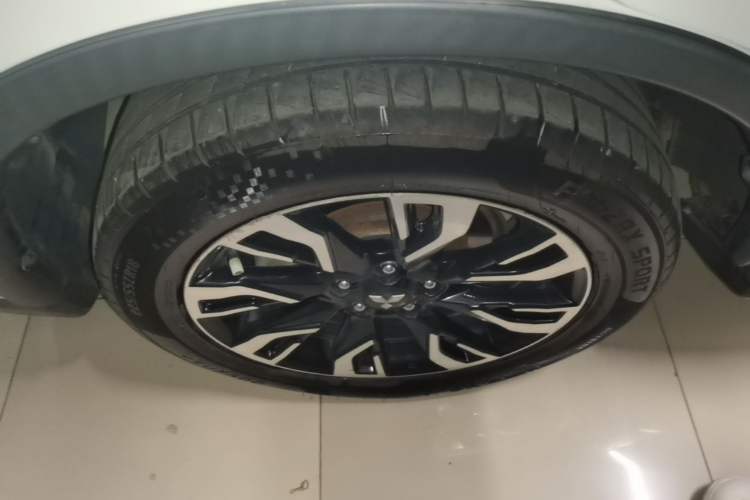 Used Mitsubishi Outlander 2019 2.0L Two-Wheel Drive Comfort Edition 5 Seats China VI Standard Exterior 5