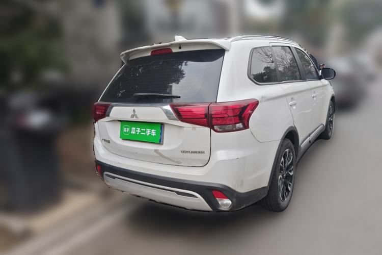 Used Mitsubishi Outlander 2019 2.0L Two-Wheel Drive Comfort Edition 5 Seats China VI Standard Exterior 5
