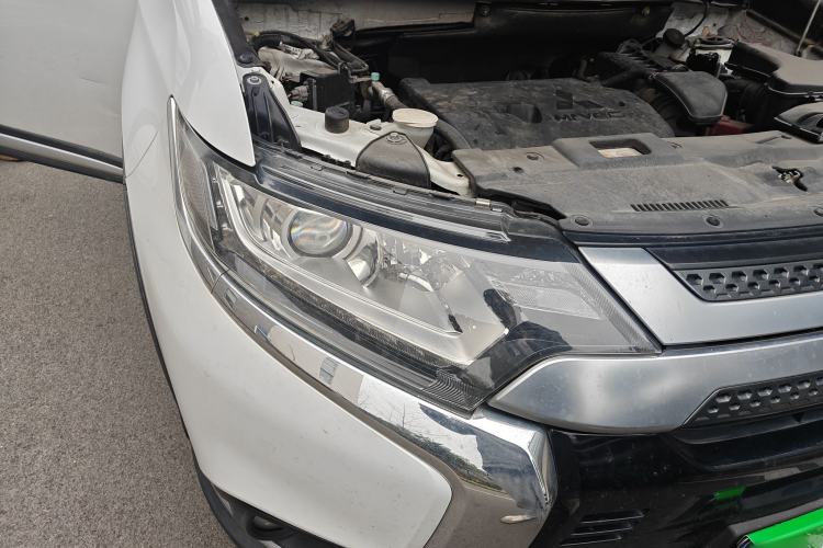 Used Mitsubishi Outlander 2019 2.0L Two-Wheel Drive Comfort Edition 5 Seats China VI Standard Exterior 6