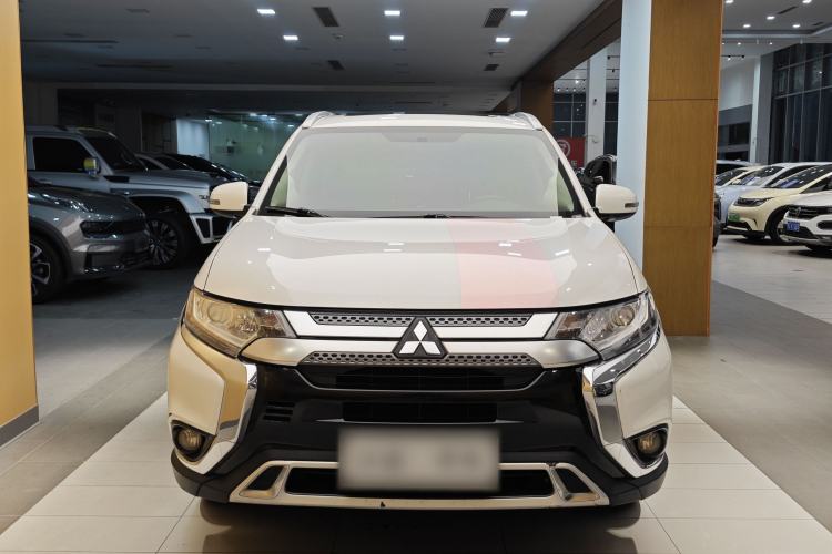 Used Mitsubishi Outlander 2019 2.0L Two-Wheel Drive Comfort Edition 5 Seats China VI Standard Exterior 8