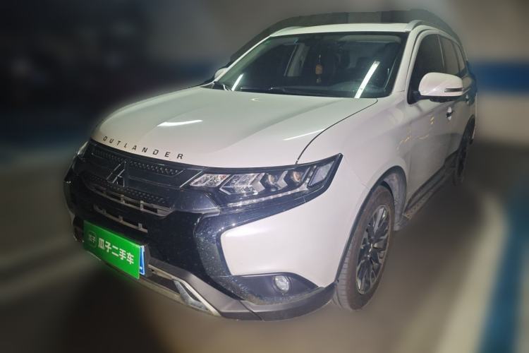 Used Mitsubishi Outlander 2019 2.4L 4x4 Zhi Xiang Edition 7 Seats China V Emission Standard Guazi used car, China used car export, Used car for sale, Used  cars, Cheapest cars for sale
