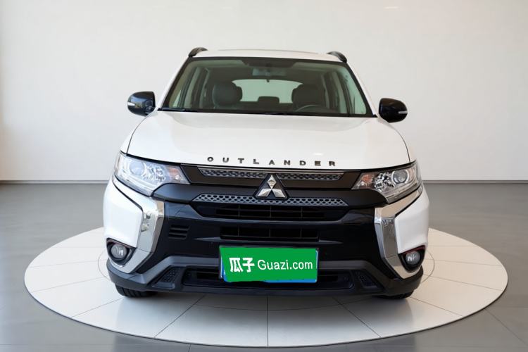 Used Mitsubishi Outlander 2019 2.0L Two-Wheel Drive Comfort Edition 5 Seats China VI Standard Front
