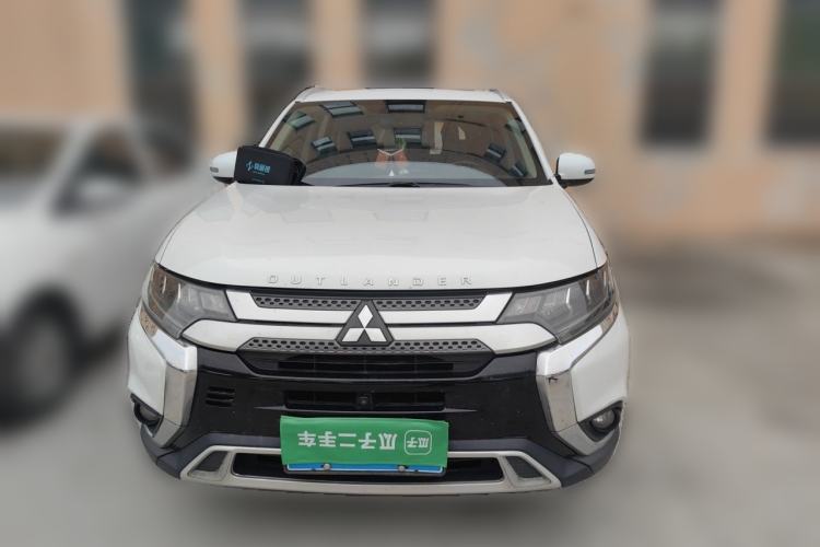Used Mitsubishi Outlander 2019 2.4L 4x4 Zhi Xiang Edition 5 Seats China VI Standard Front